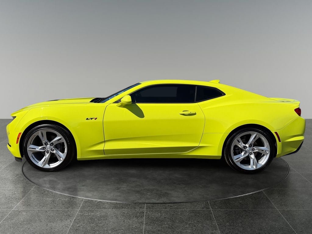 Used 2020 Chevrolet Camaro LT w/ Technology Package RWD image 5
