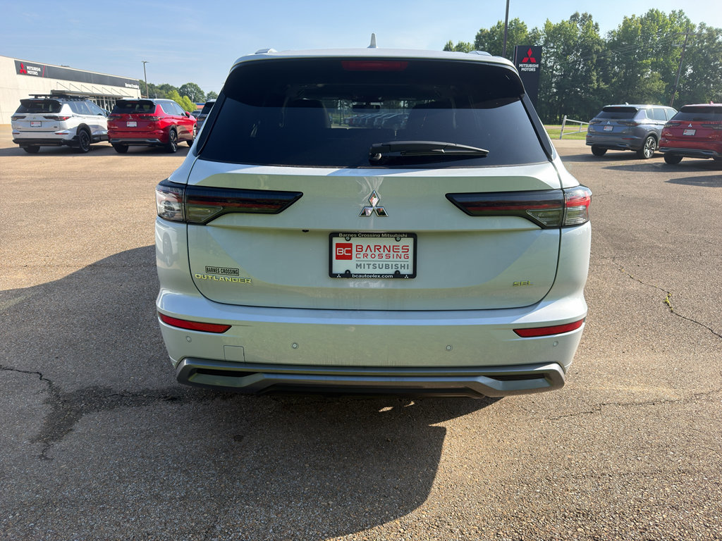 New 2026 Mitsubishi Outlander SEL FWD image 5
