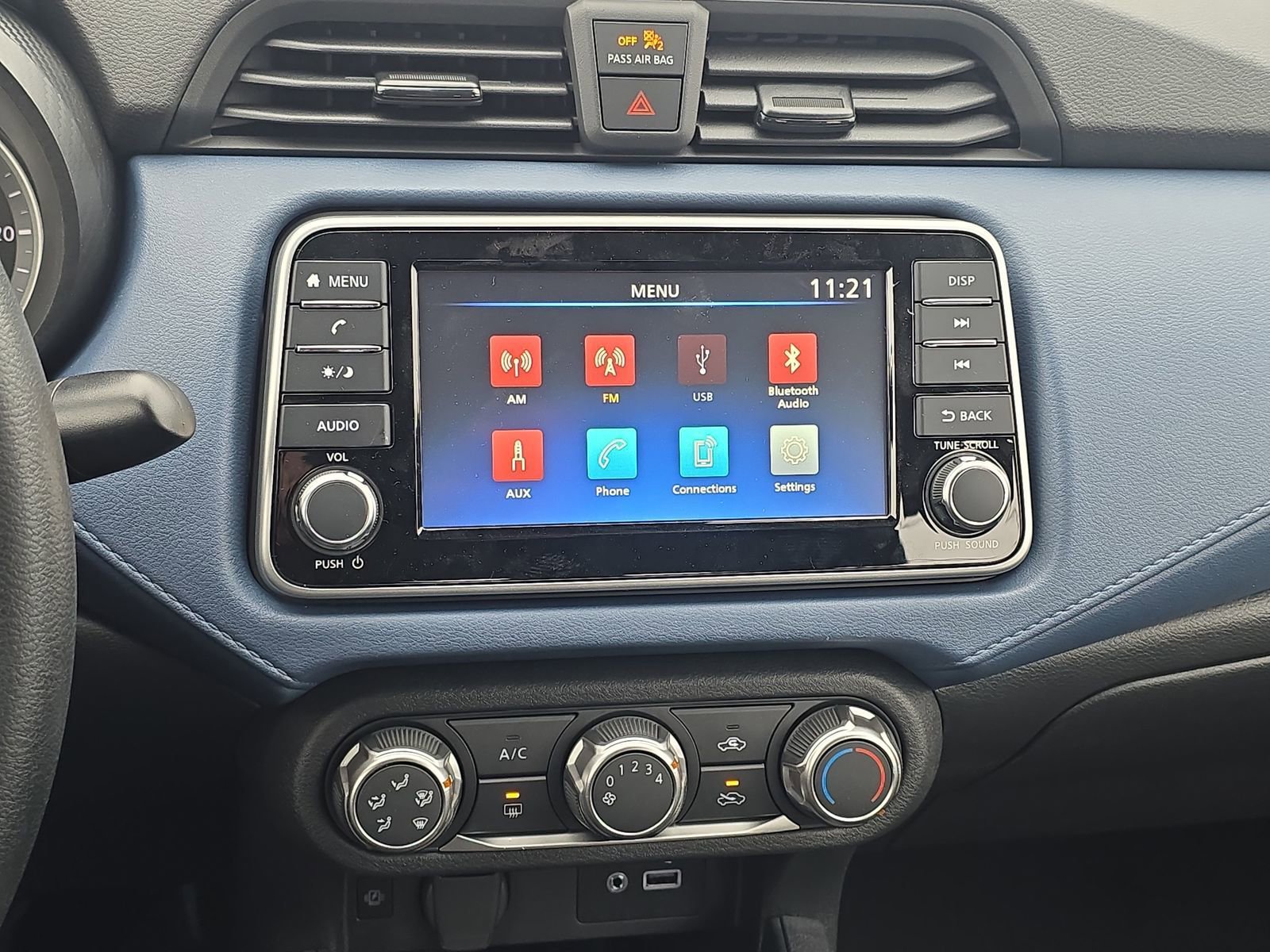 New 2025 Nissan Versa SV w/ Trunk Package image 17