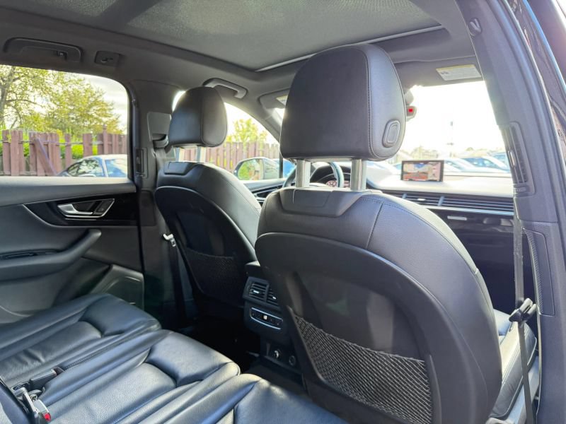 Used 2019 Audi Q7 3.0T Premium Plus w/ Premium Plus Package AWD/4WD image 30