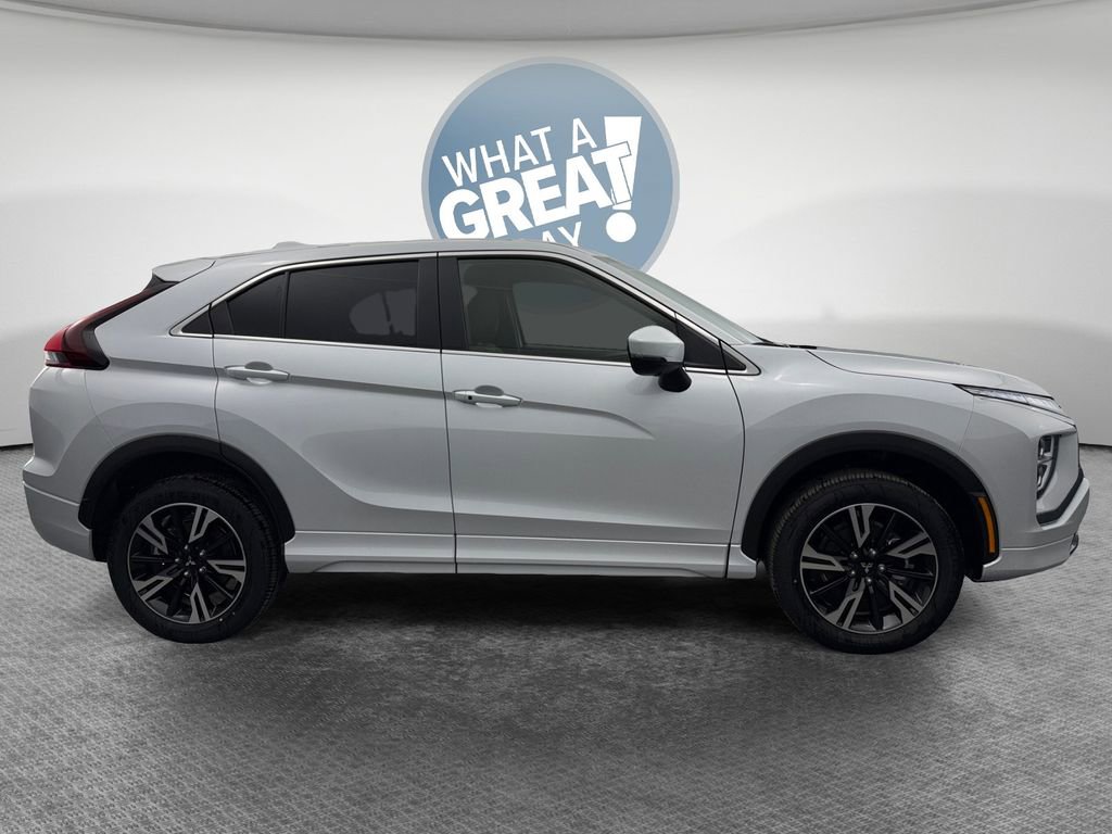 New 2026 Mitsubishi Eclipse Cross SEL image 2