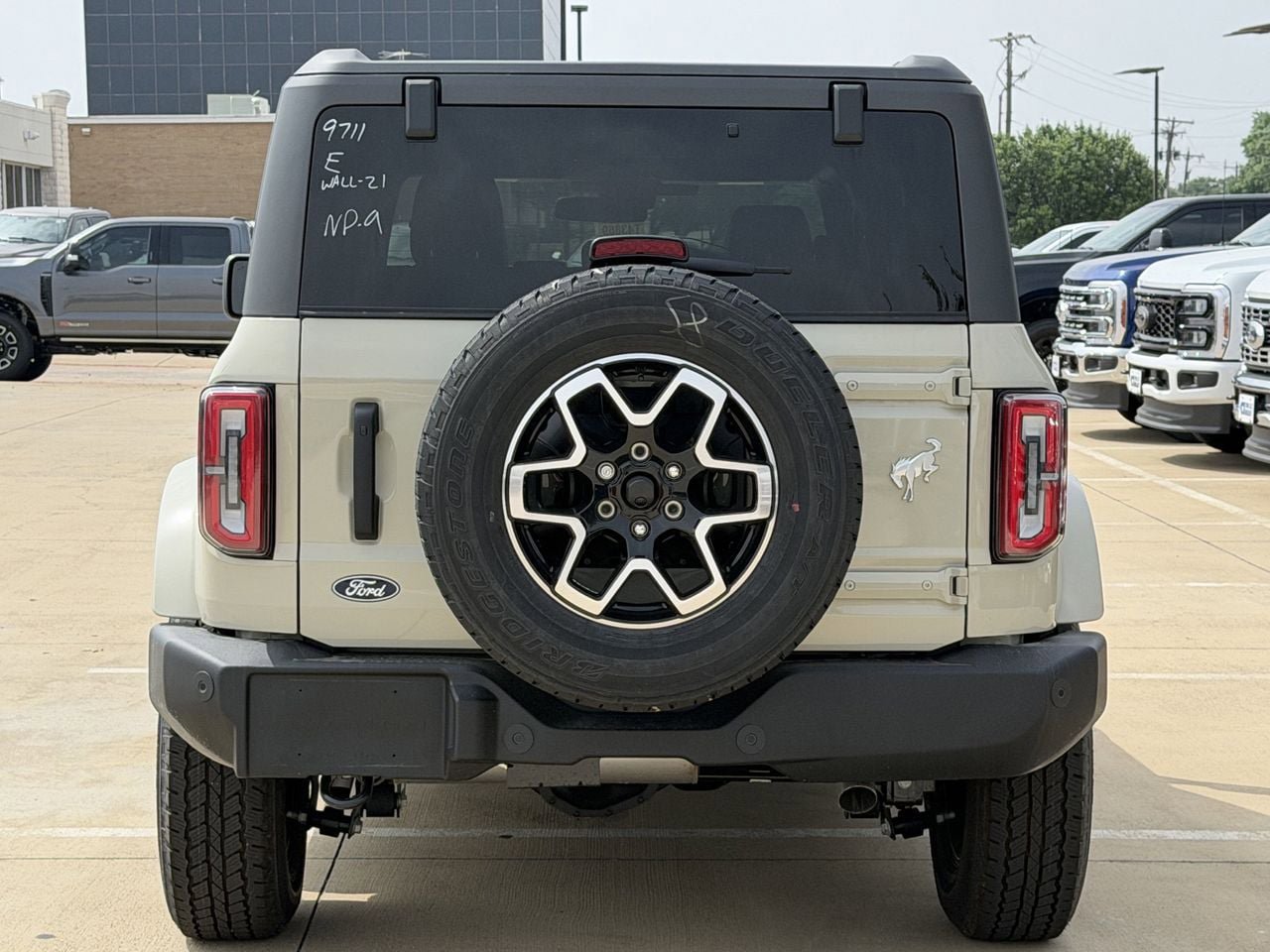 New 2026 Ford Bronco Outer Banks AWD/4WD image 38