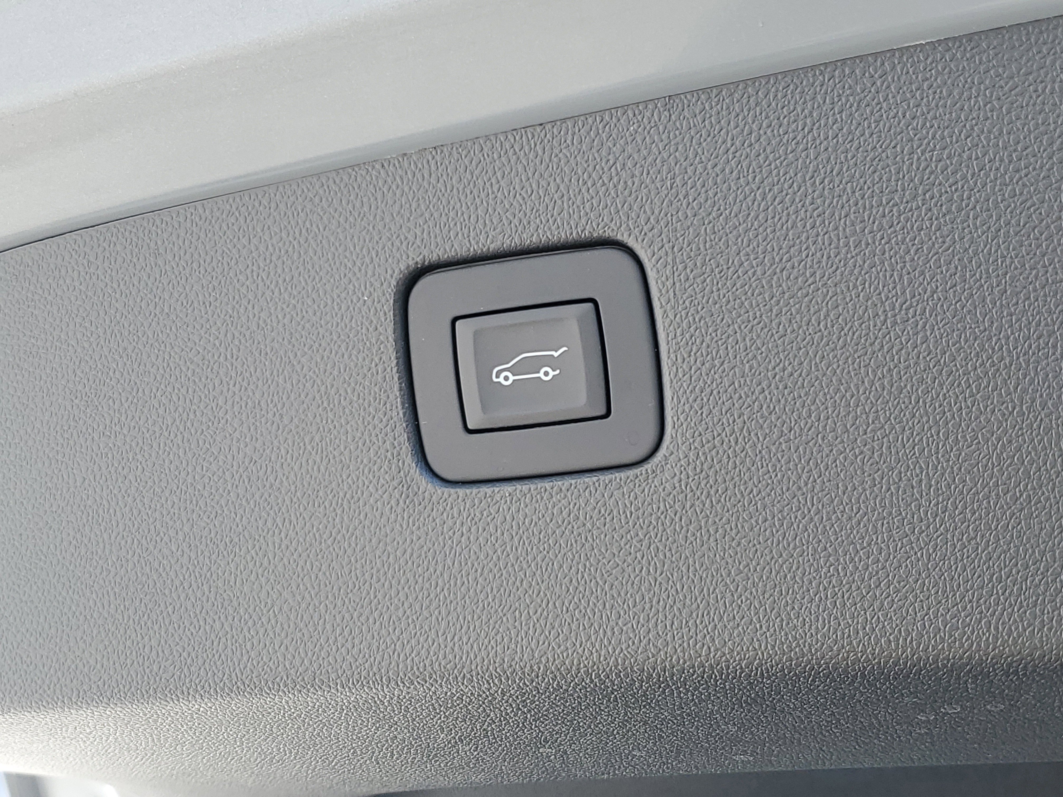 Used 2025 Buick Envista Avenir image 11