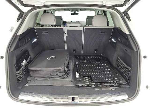 Used 2022 Audi Q5 e Prestige image 32