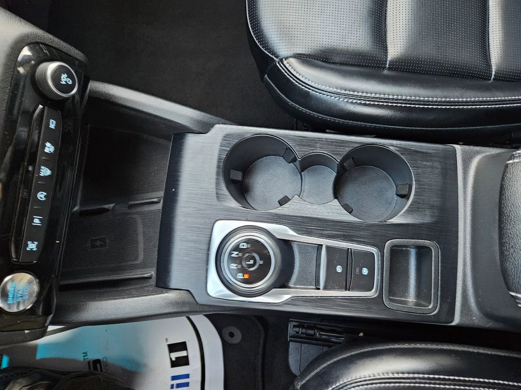 Used 2024 Ford Escape Platinum image 18