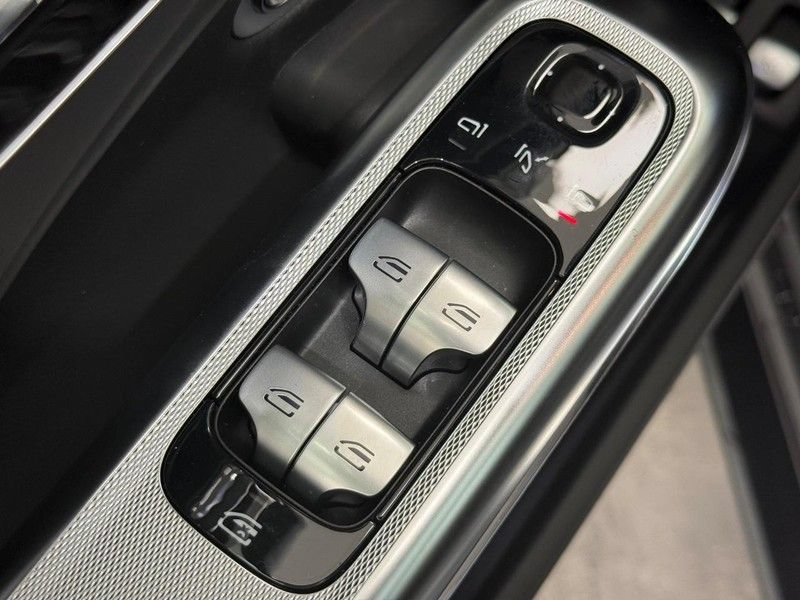 New 2026 Mercedes-Benz E 53 AMG e 4MATIC Sedan image 15