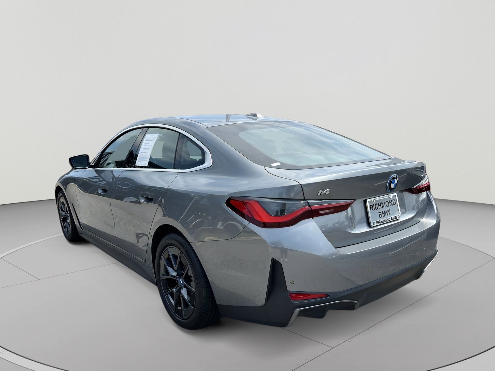Used 2024 BMW i4 eDrive35 w/ Premium Package RWD image 7