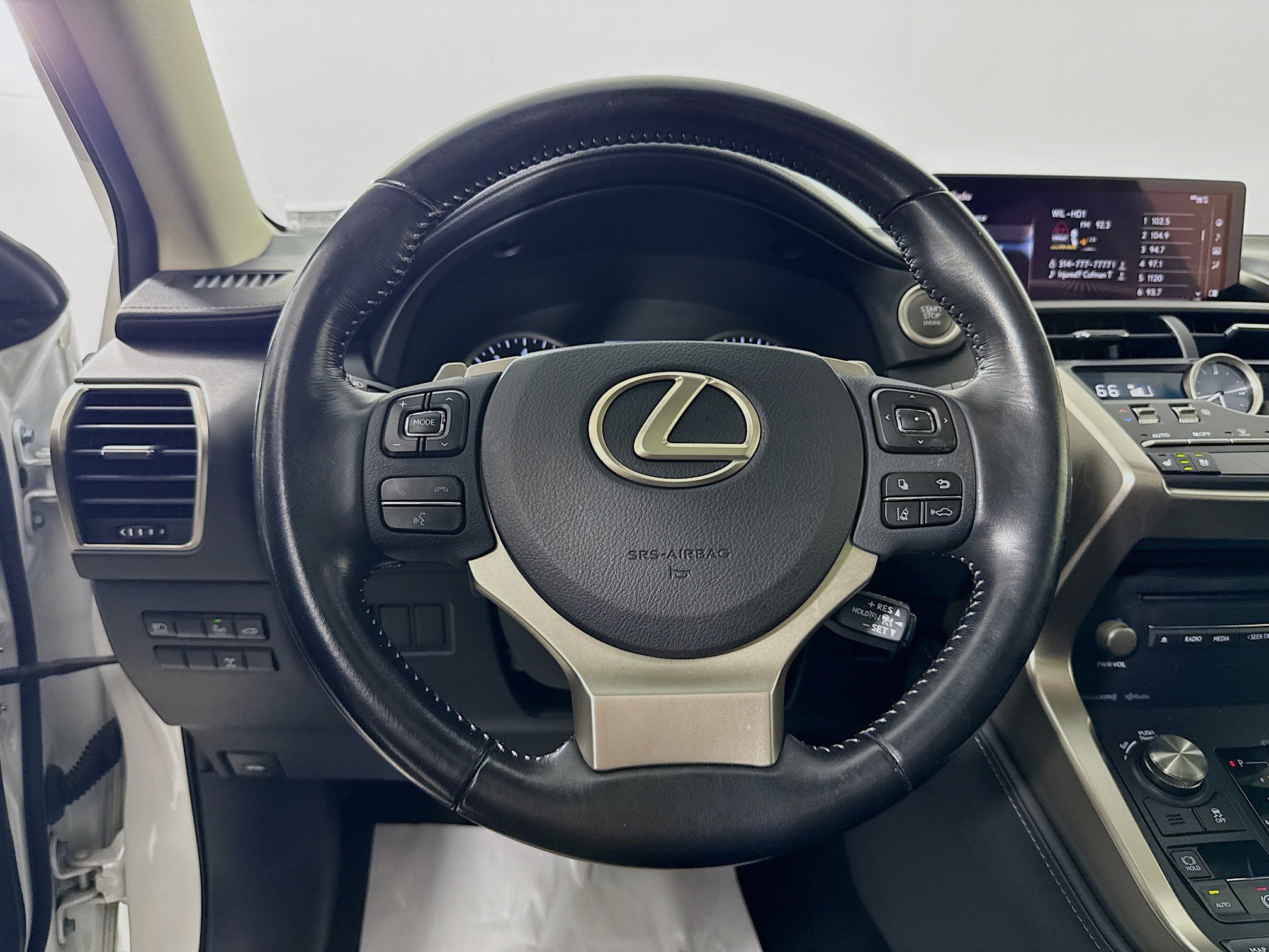 Used 2018 Lexus NX 300 AWD w/ Premium Package image 12