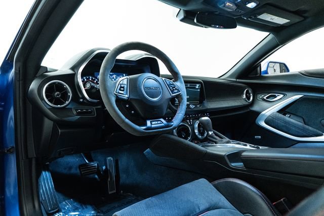 Used 2018 Chevrolet Camaro ZL1 image 22