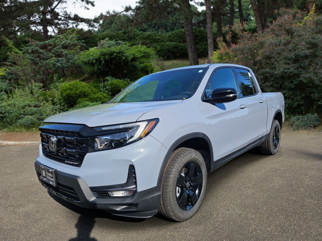 New 2026 Honda Ridgeline Black Edition image 4