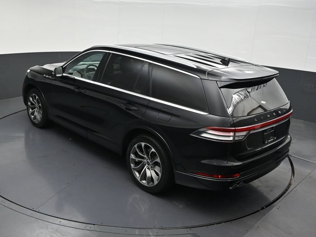 Used 2021 Lincoln Aviator Grand Touring w/ Equipment Group 301A AWD/4WD image 17