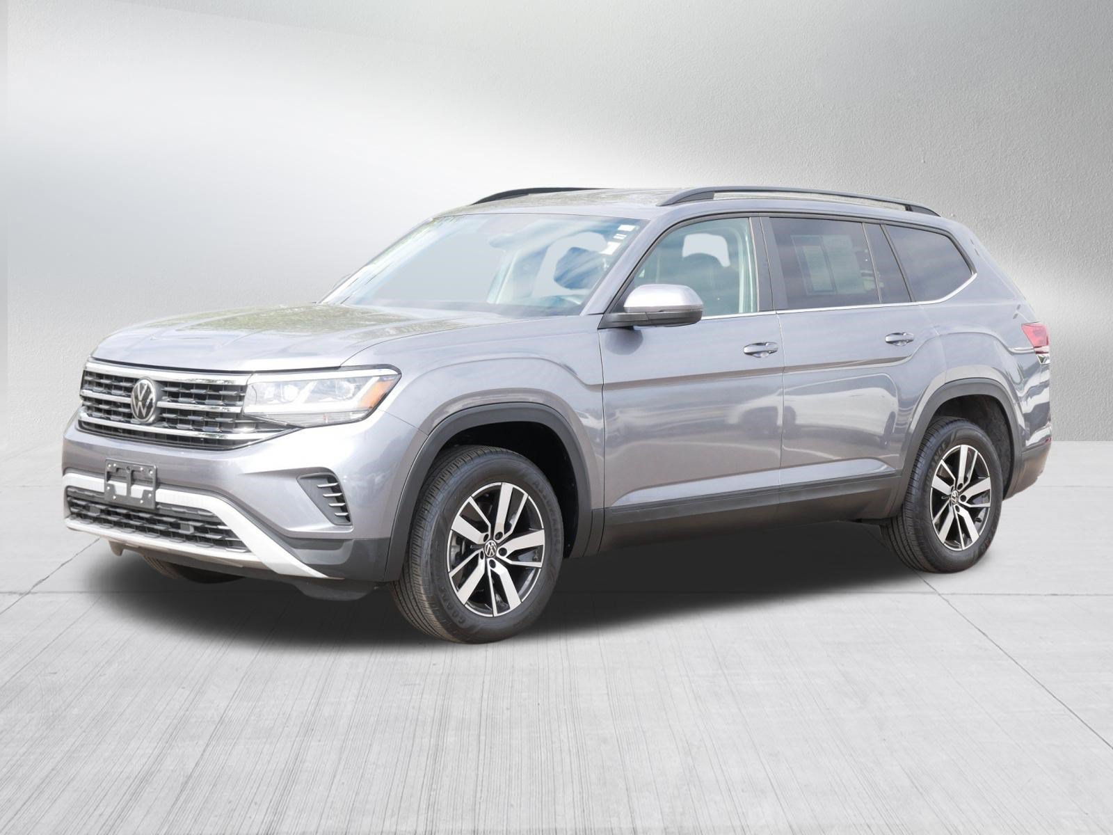Certified 2023 Volkswagen Atlas SE AWD/4WD image 3