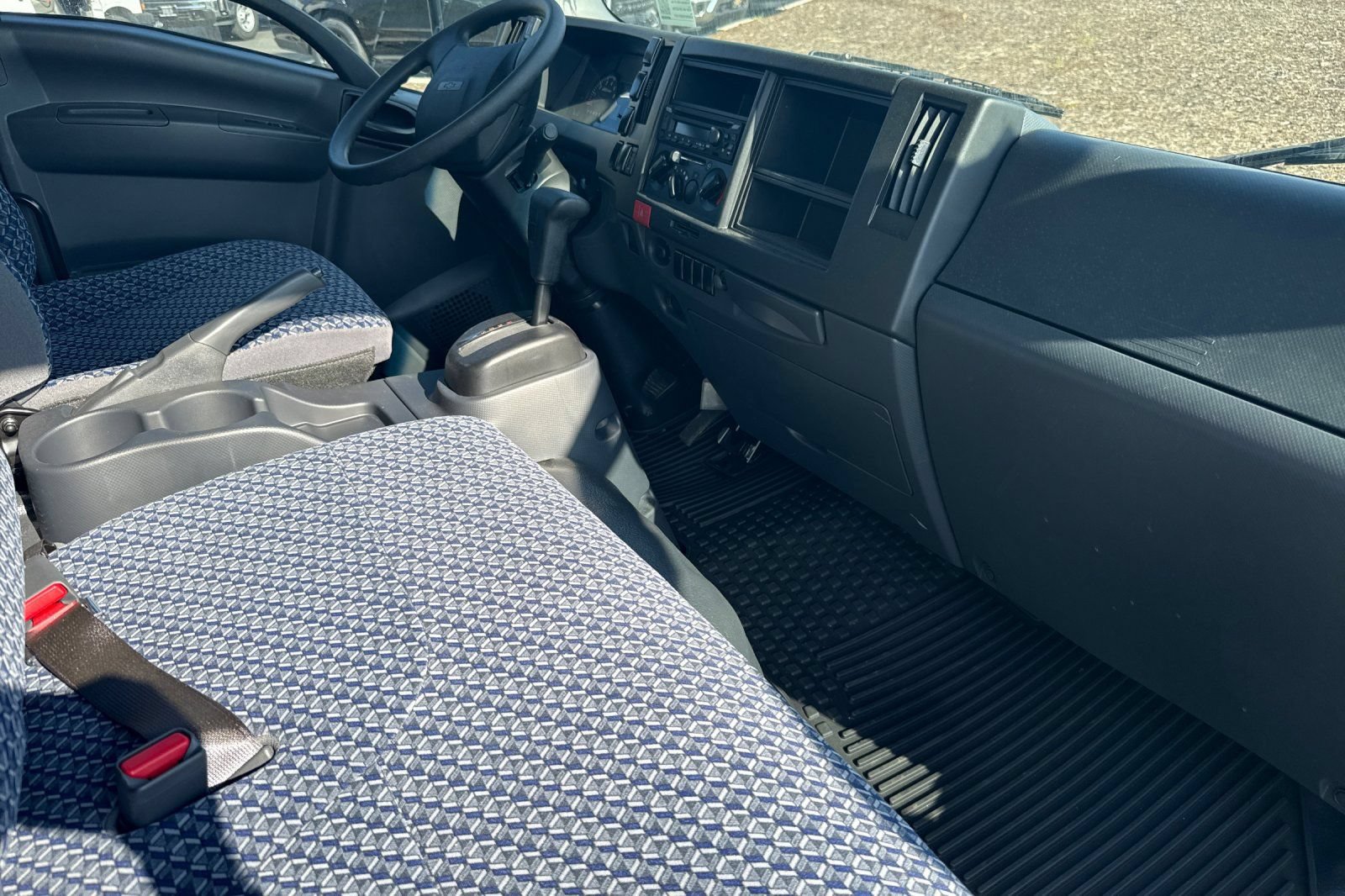 New 2025 Chevrolet Low Cab Forward RWD image 13