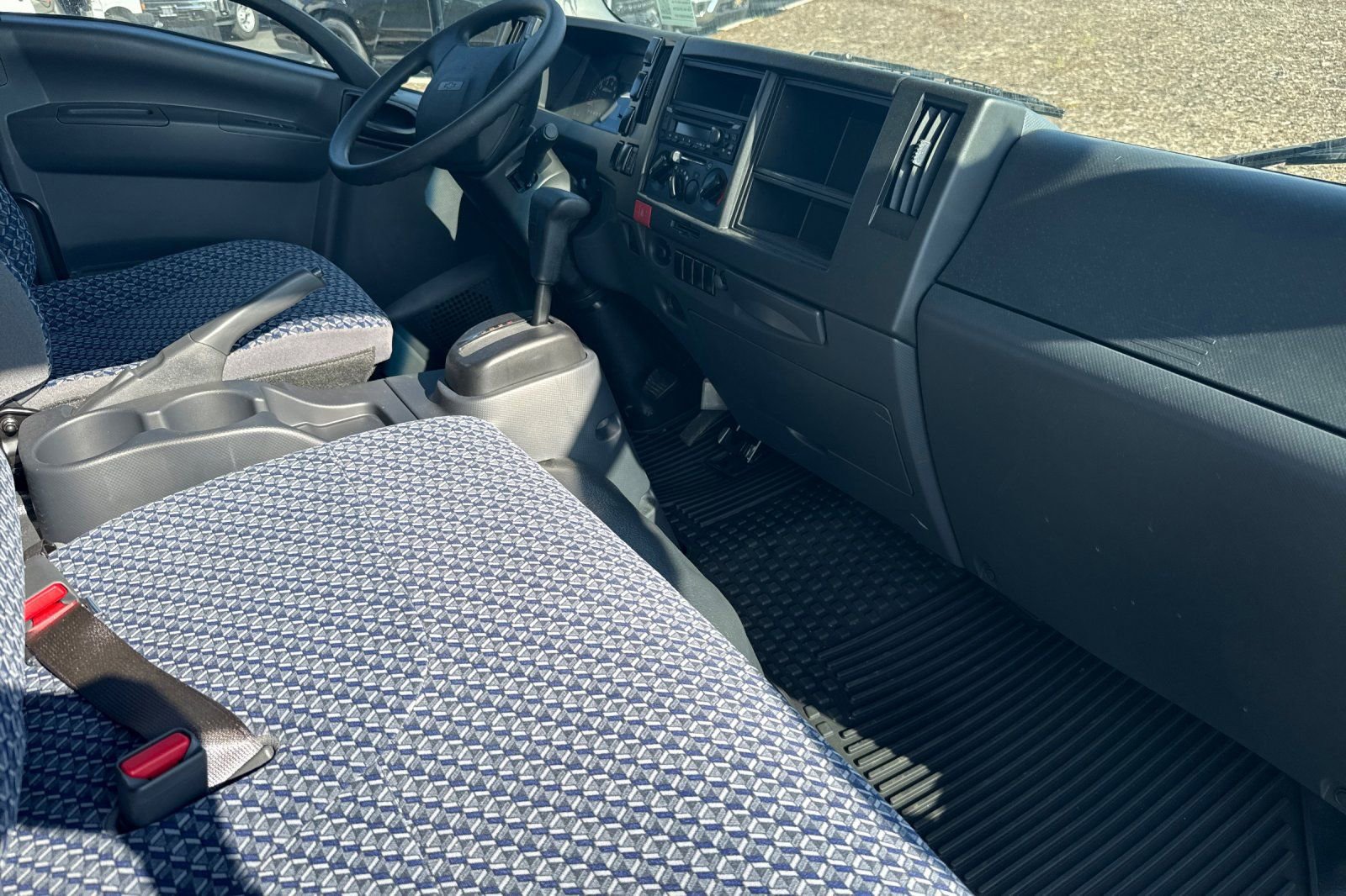 New 2025 Chevrolet Low Cab Forward image 13