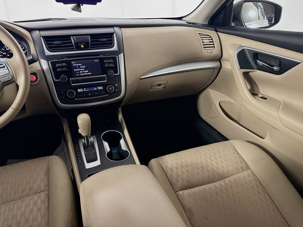 Used 2017 Nissan Altima 2.5 SV w/ Convenience Package image 28