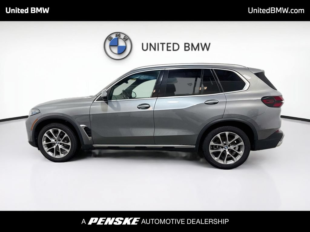 Used 2026 BMW X5 sDrive40i w/ Parking Assistance Package RWD image 8
