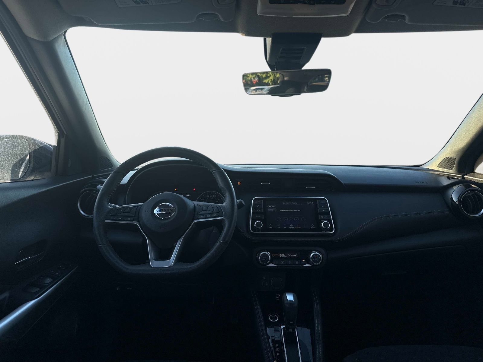 Used 2020 Nissan Kicks SR w/ Exterior Package FWD image 14