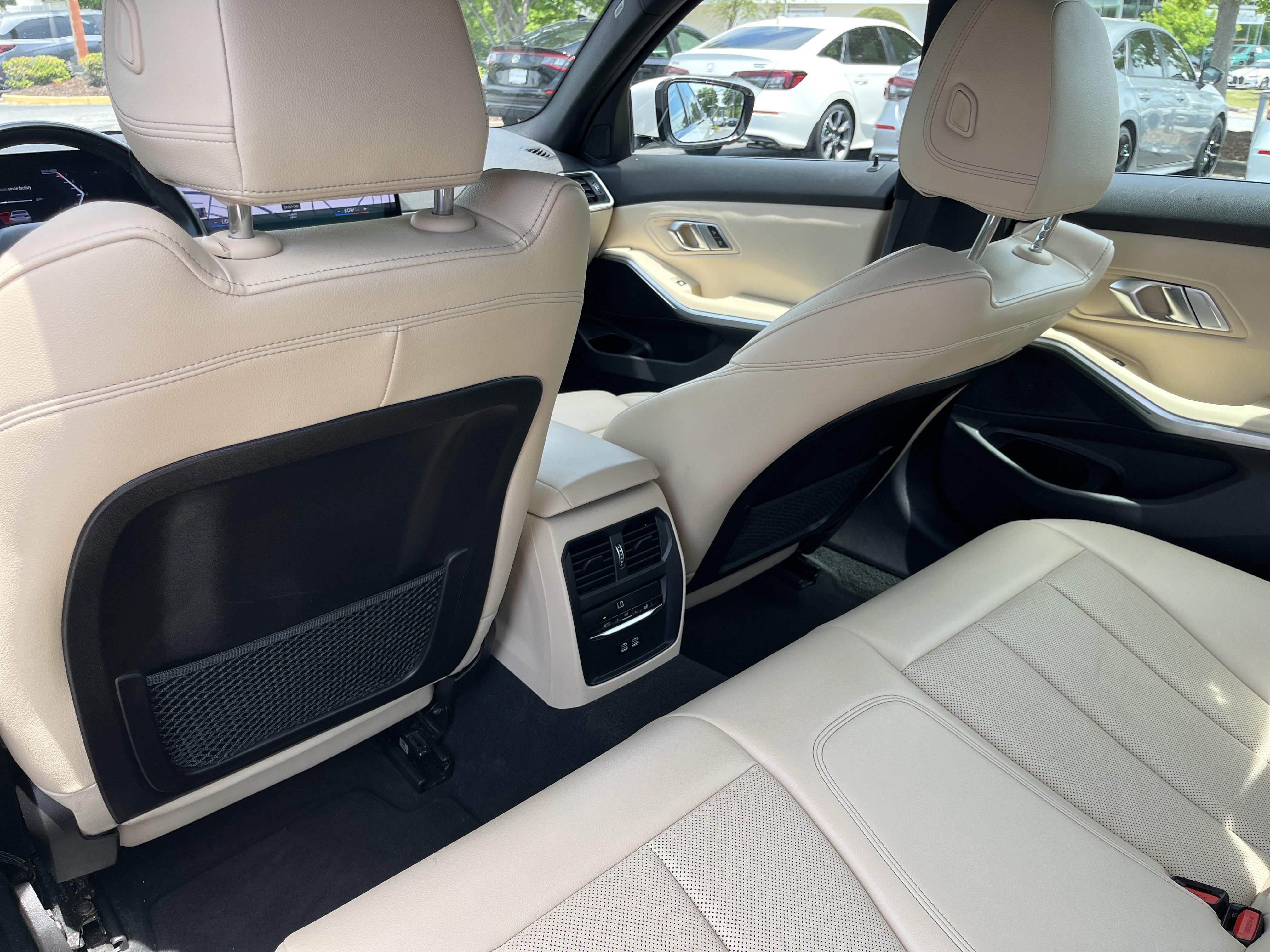 Used 2023 BMW 330i Sedan w/ Driving Assistance Package RWD image 21