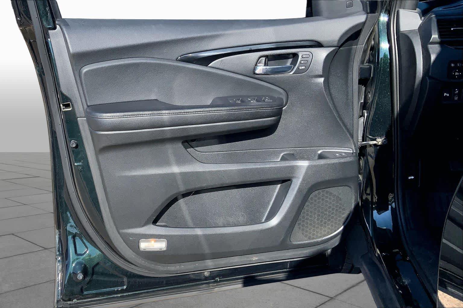 Used 2019 Honda Passport Touring image 19