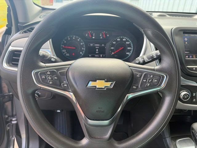 Used 2023 Chevrolet Equinox LS FWD image 15