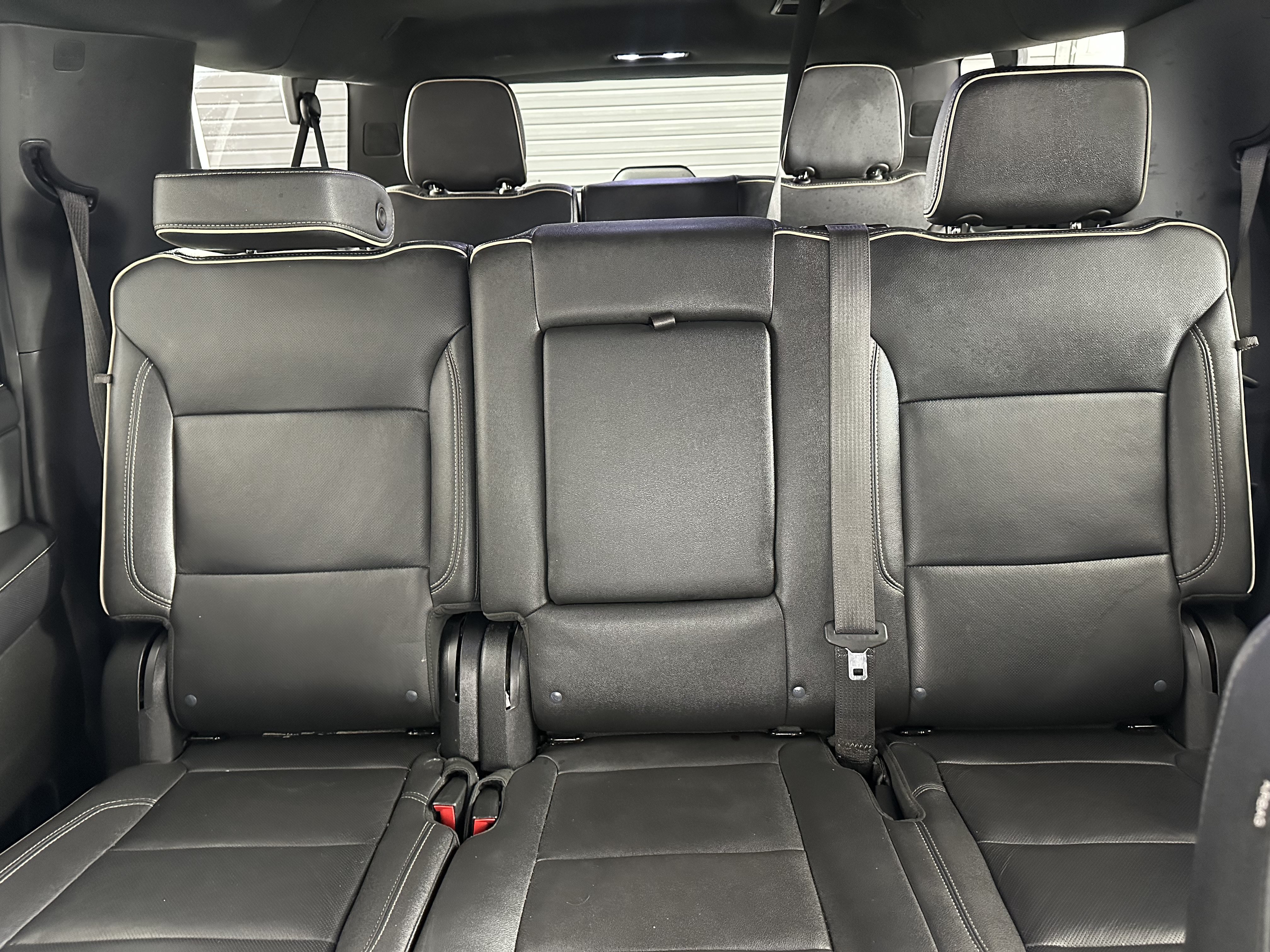 Used 2023 GMC Yukon XL SLT RWD image 20