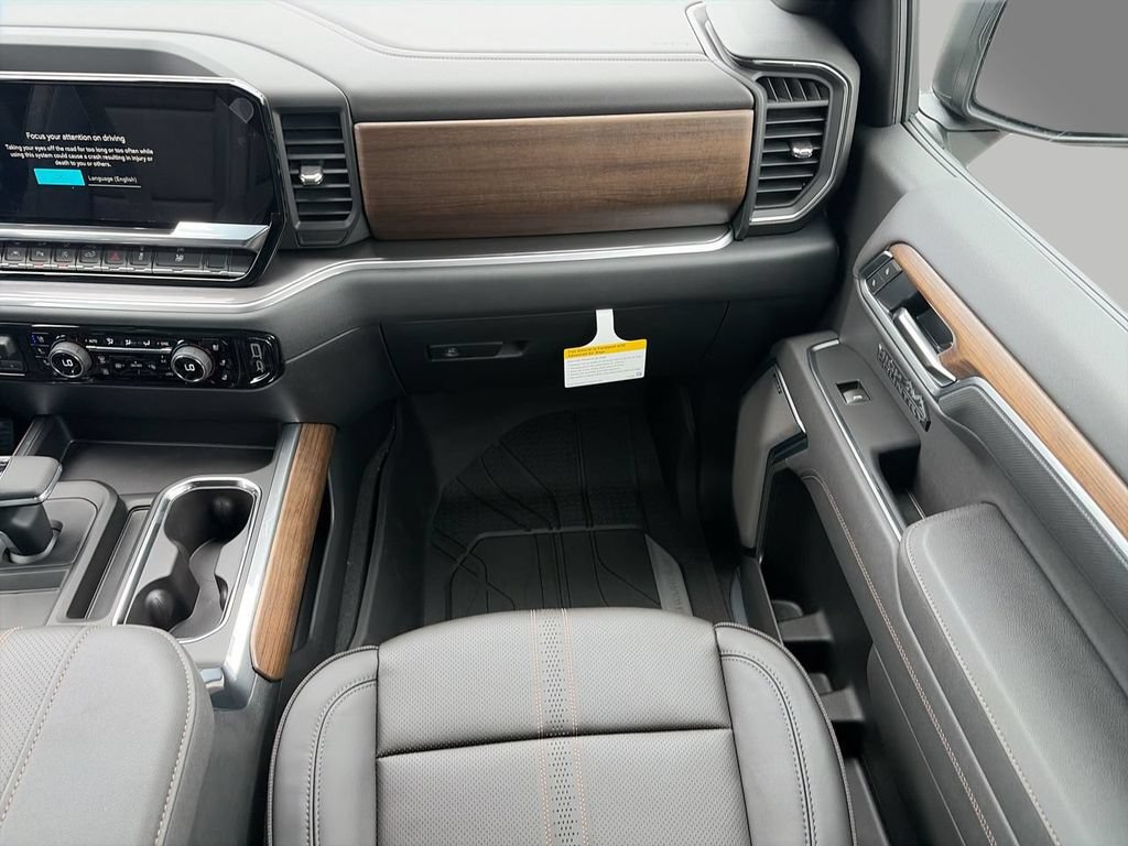New 2026 Chevrolet Silverado 1500 High Country AWD/4WD image 12