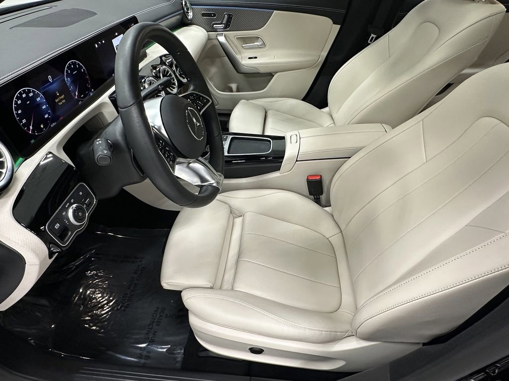 Certified 2025 Mercedes-Benz CLA 250 4MATIC image 9