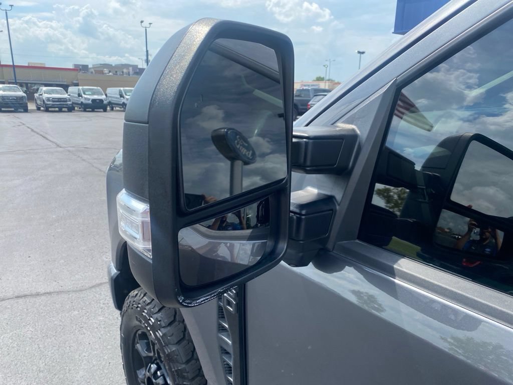Used 2023 Ford F350 XLT w/ XLT Premium Package AWD/4WD image 11