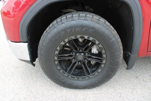 Used 2019 GMC Sierra 1500 SLE w/ SLE Value Package AWD/4WD image 10