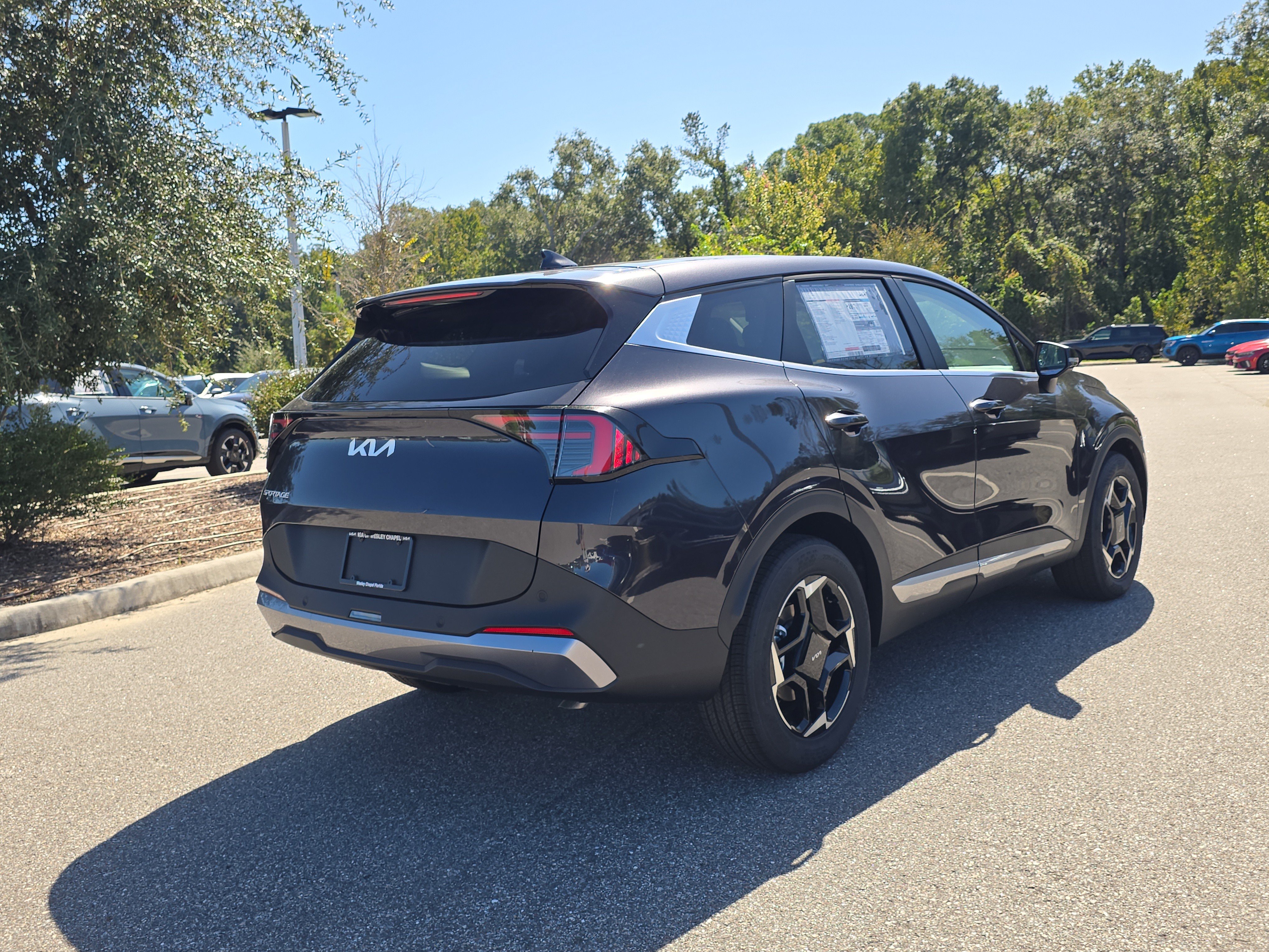 New 2027 Kia Sportage EX FWD image 8