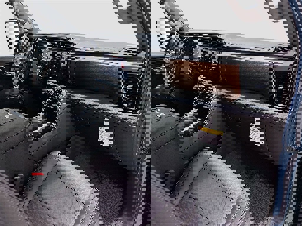 New 2025 GMC Sierra 2500 Denali w/ Denali Reserve Package image 31