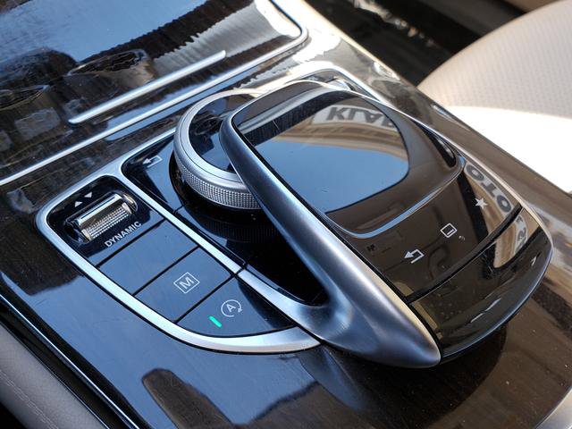 Used 2016 Mercedes-Benz GLC 300 4MATIC image 25