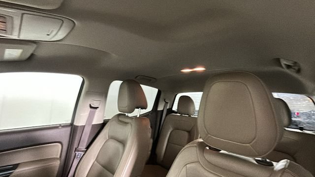 Used 2017 GMC Canyon SLT w/ Driver Alert Package AWD/4WD image 13