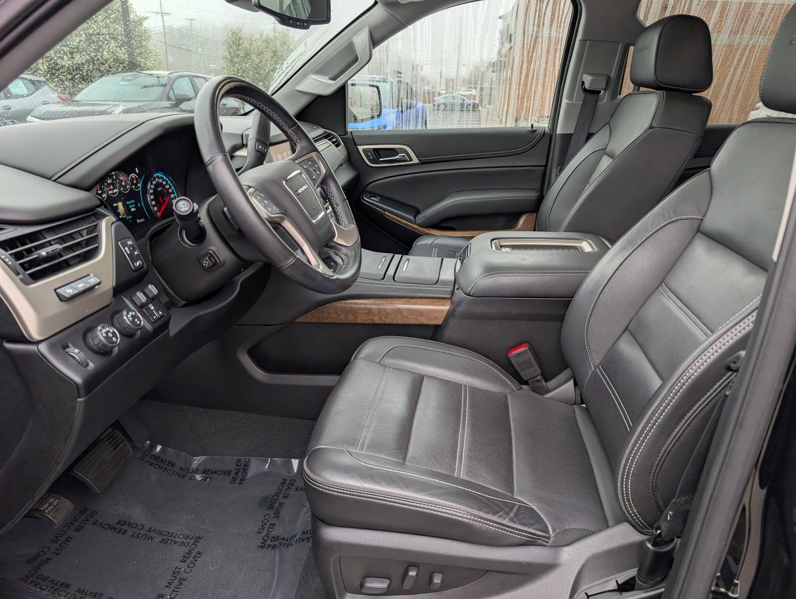 Used 2020 GMC Yukon XL Denali image 20