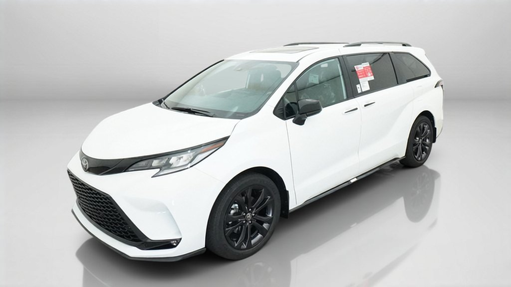 New 2026 Toyota Sienna XSE FWD image 29