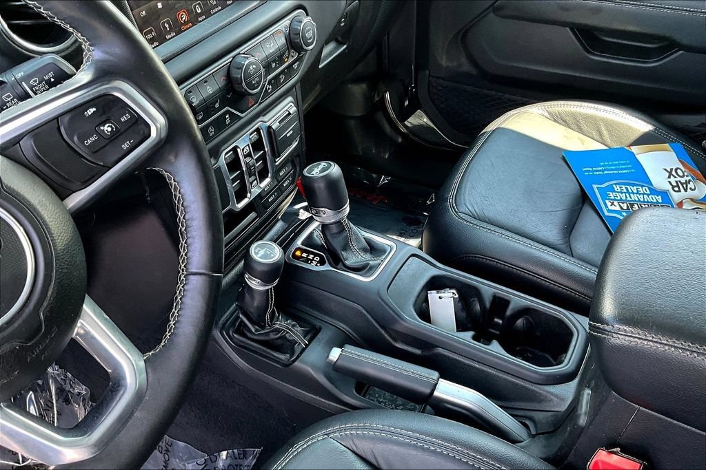 Used 2018 Jeep Wrangler Unlimited Sahara AWD/4WD image 20
