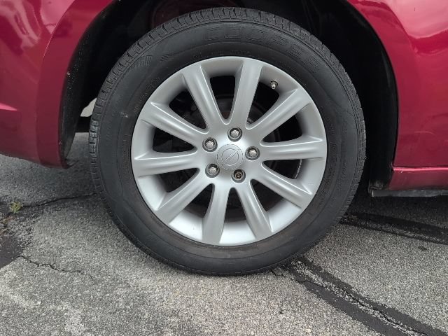 Used 2013 Chrysler 200 Touring w/ Cold Weather Group FWD image 9