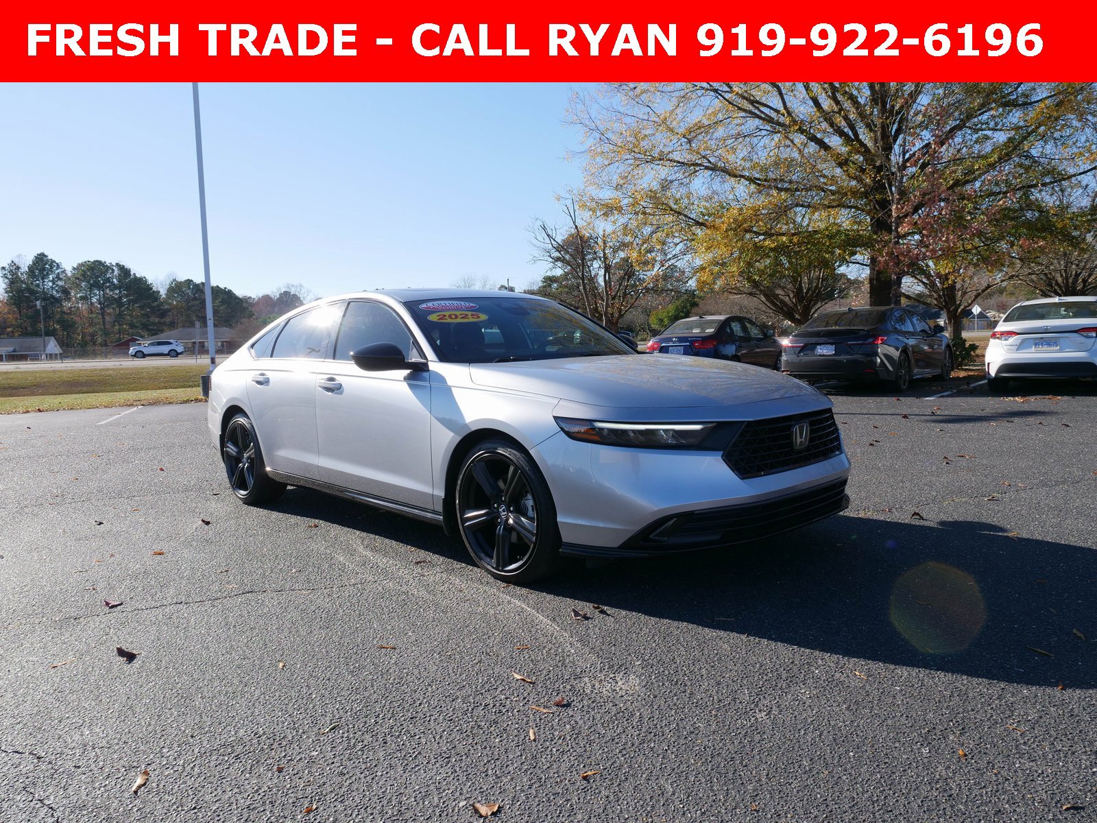 Used 2025 Honda Accord Sport image 2