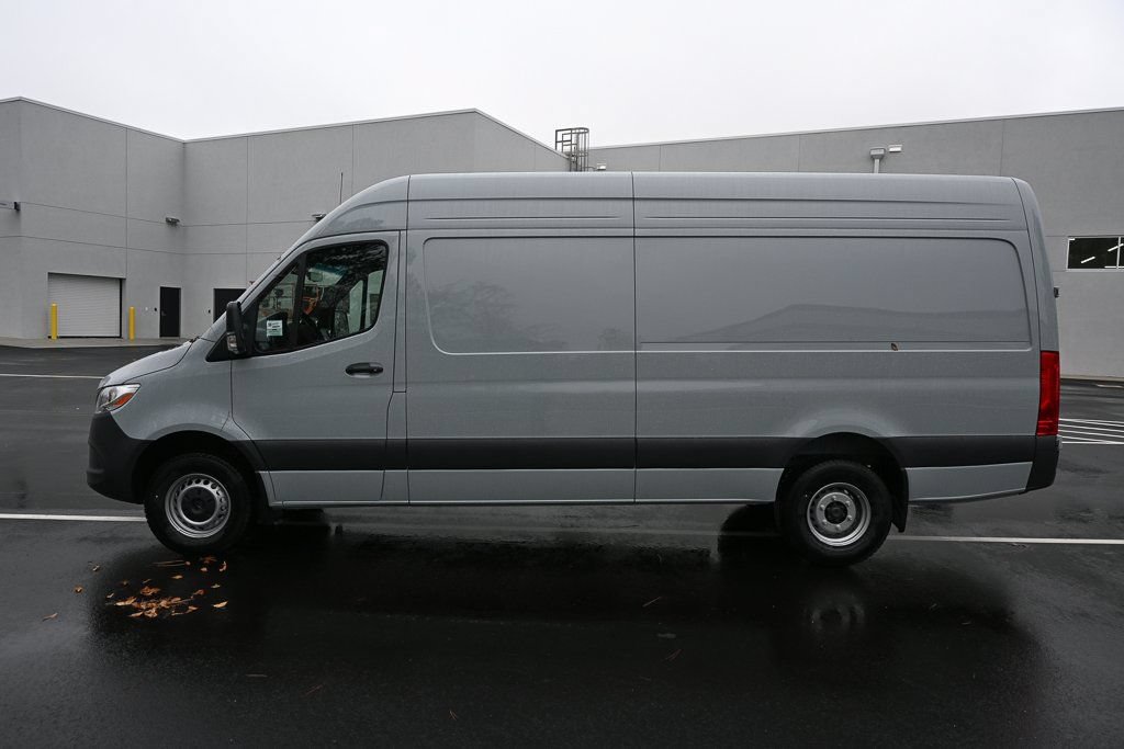 Used 2026 Mercedes-Benz Sprinter 3500 image 3