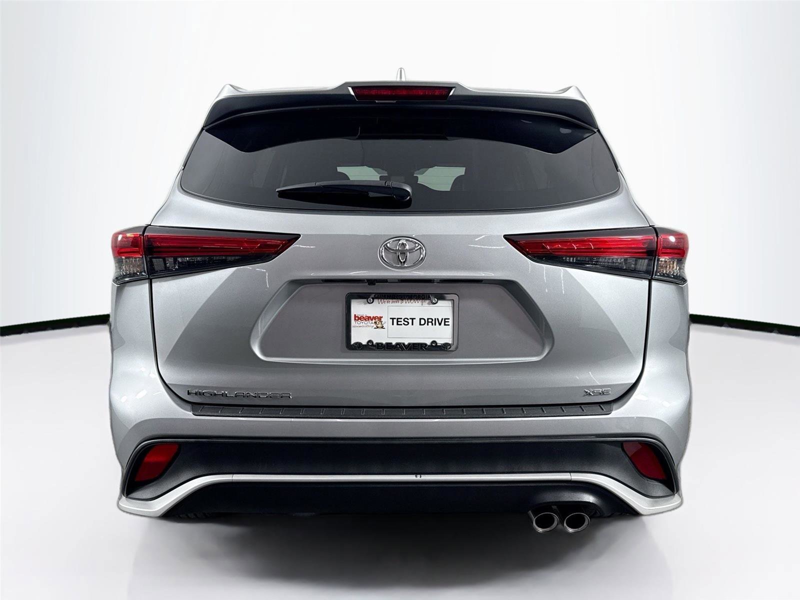 Certified 2023 Toyota Highlander XSE image 13