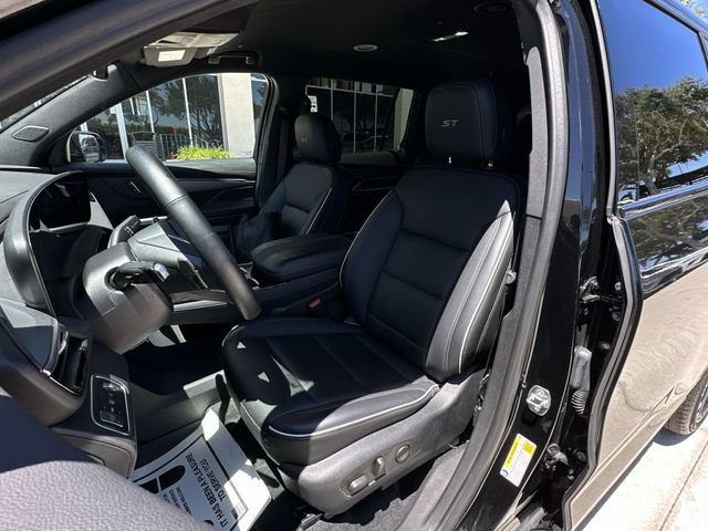 Certified 2025 Buick Enclave Sport Touring w/ Power Package FWD image 19
