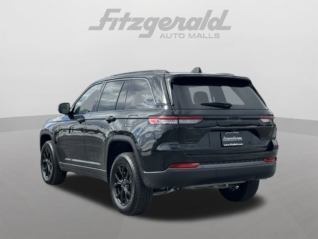 New 2026 Jeep Grand Cherokee Altitude AWD/4WD image 7