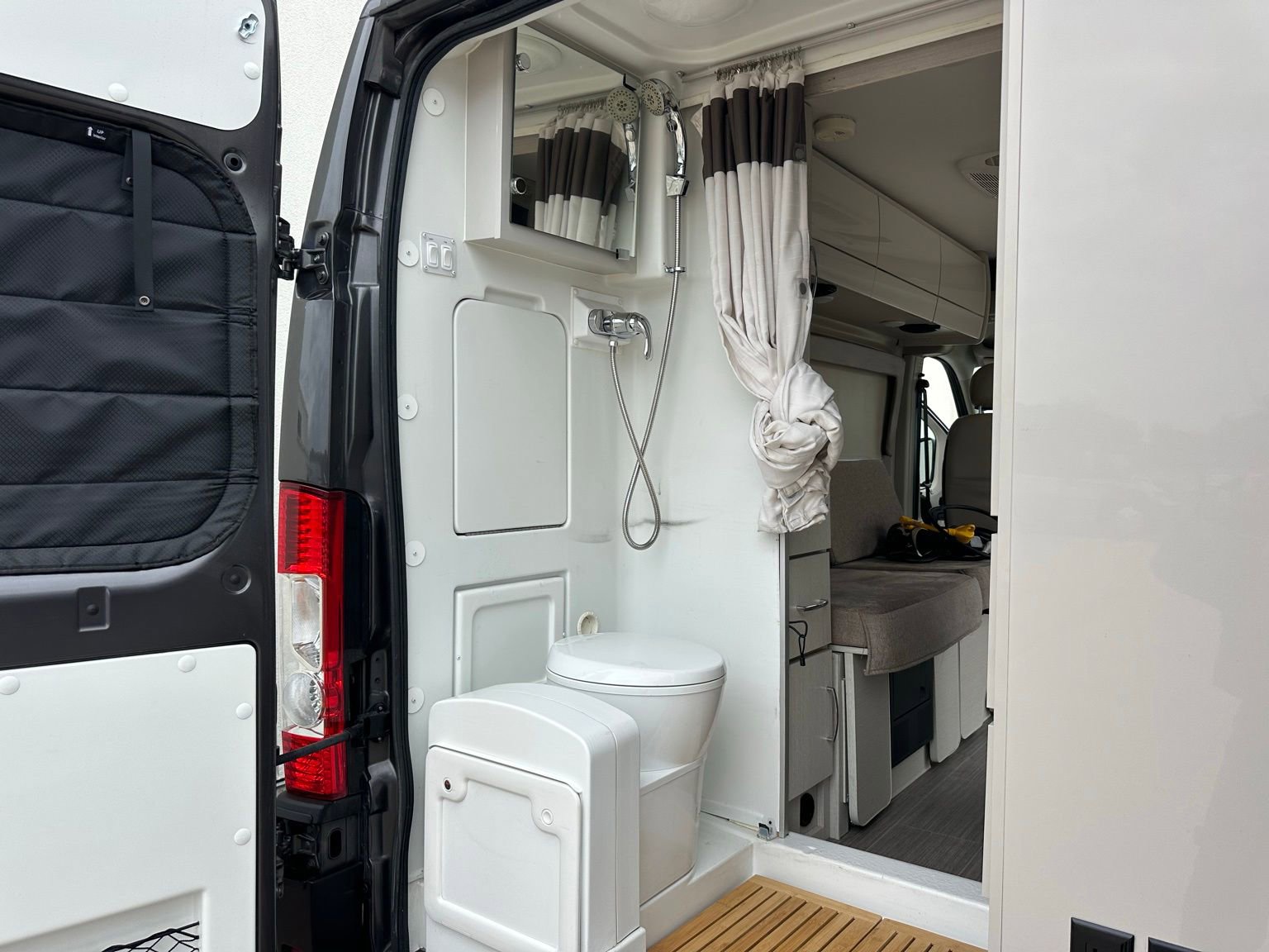 Used 2021 RAM ProMaster 1500 w/ Convenience Group FWD image 32