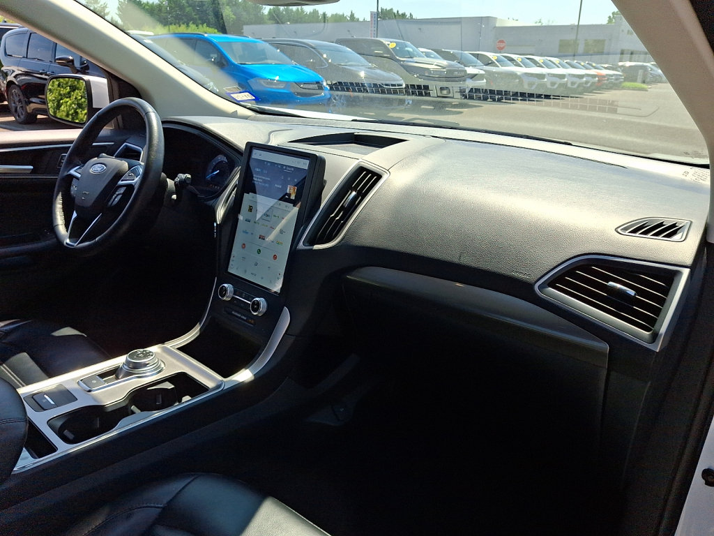 Used 2024 Ford Edge SEL AWD/4WD image 11