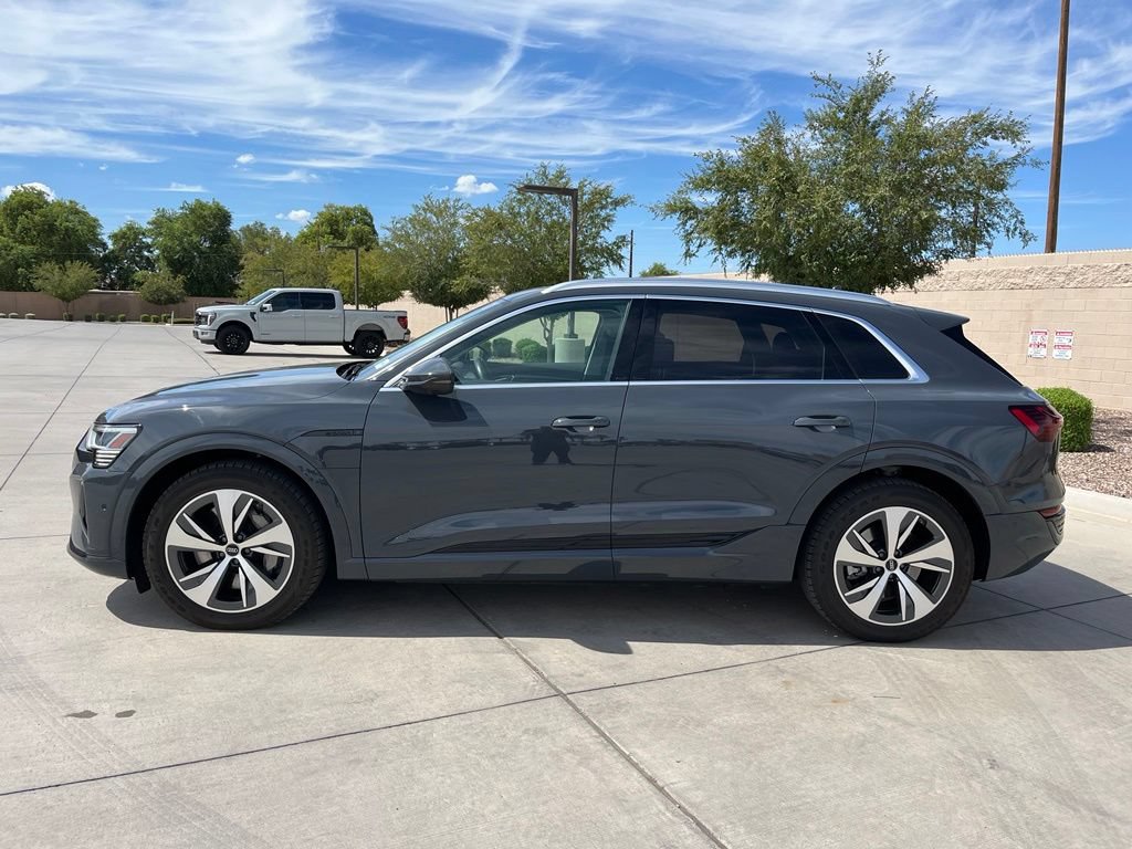 Used 2024 Audi Q8 e-tron Prestige w/ Prestige Package AWD/4WD image 11