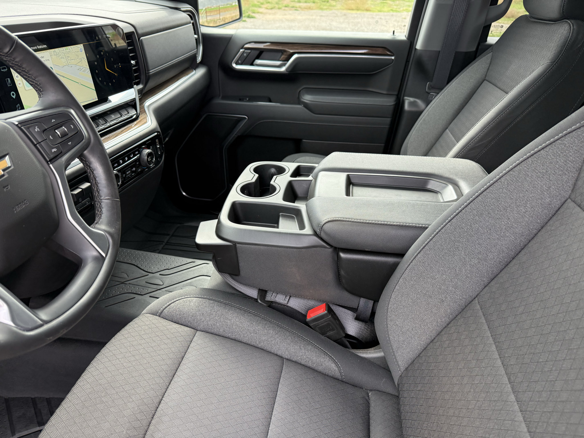 Used 2025 Chevrolet Silverado 1500 LT w/ Protection Package AWD/4WD image 29