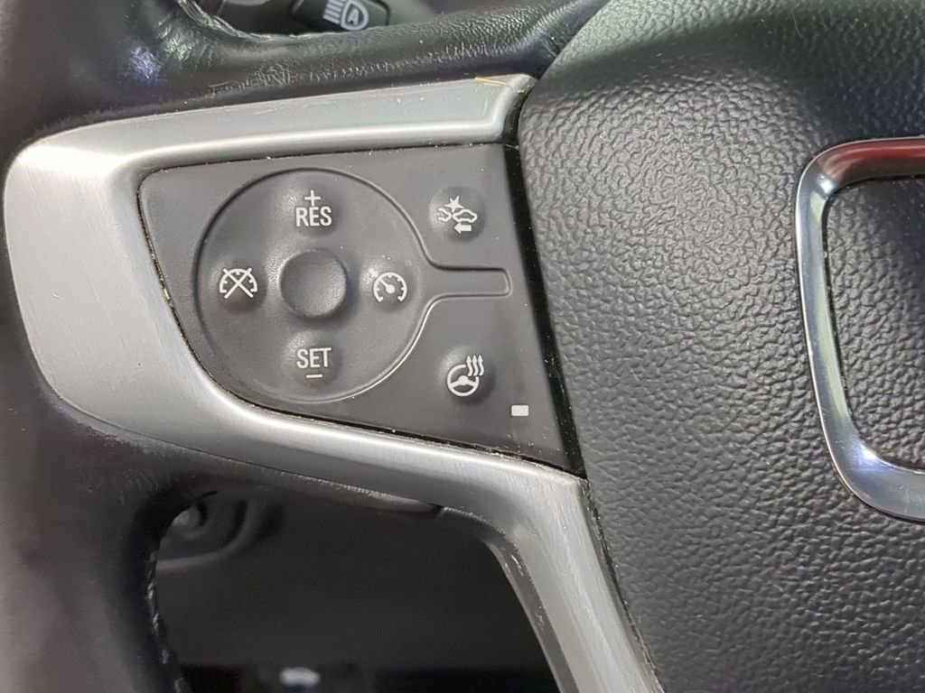 Used 2020 GMC Terrain SLT w/ Preferred Package FWD image 29