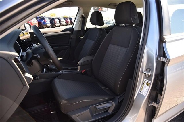 Certified 2025 Volkswagen Jetta S image 19