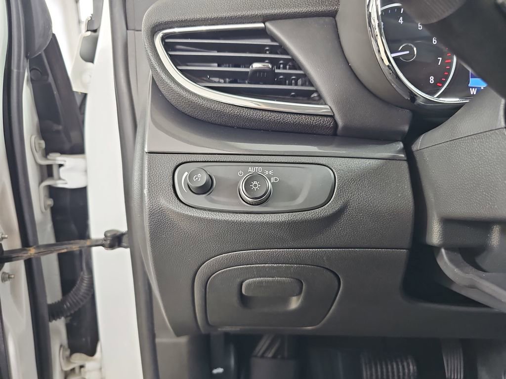 Used 2020 Buick Encore Preferred w/ Safety Package image 30