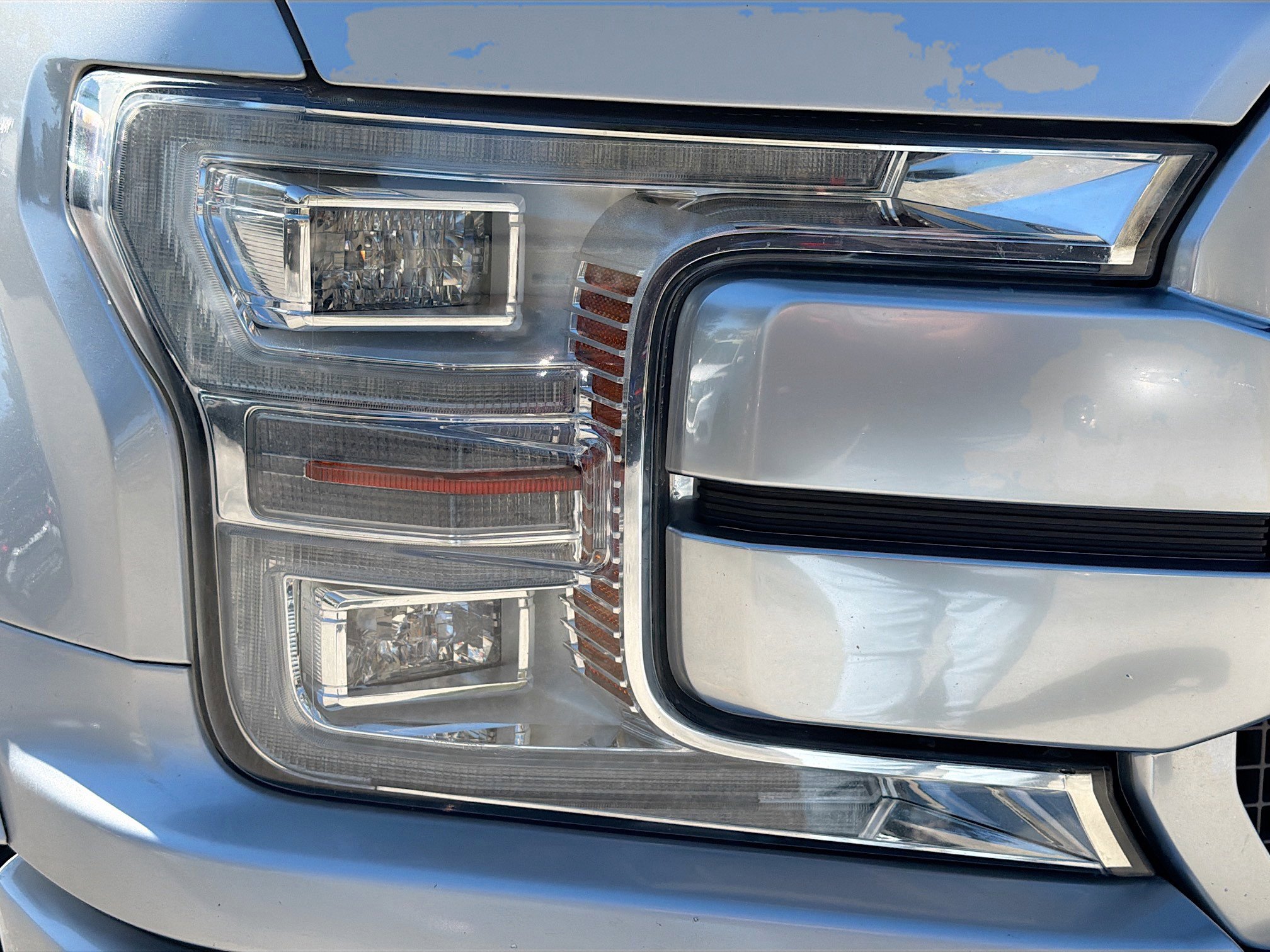 Used 2019 Ford F150 Platinum image 9